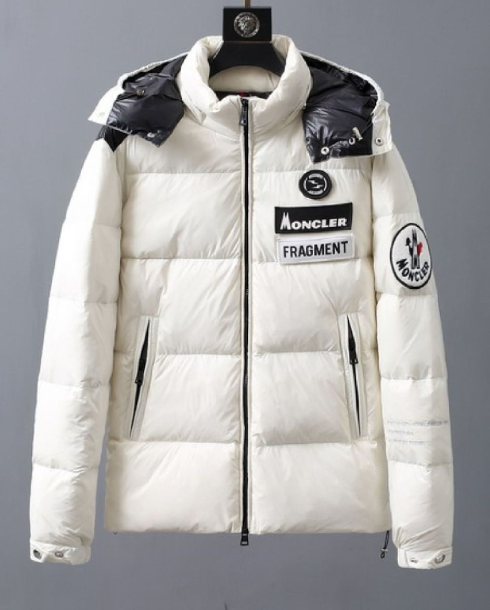 casaco moncler usado