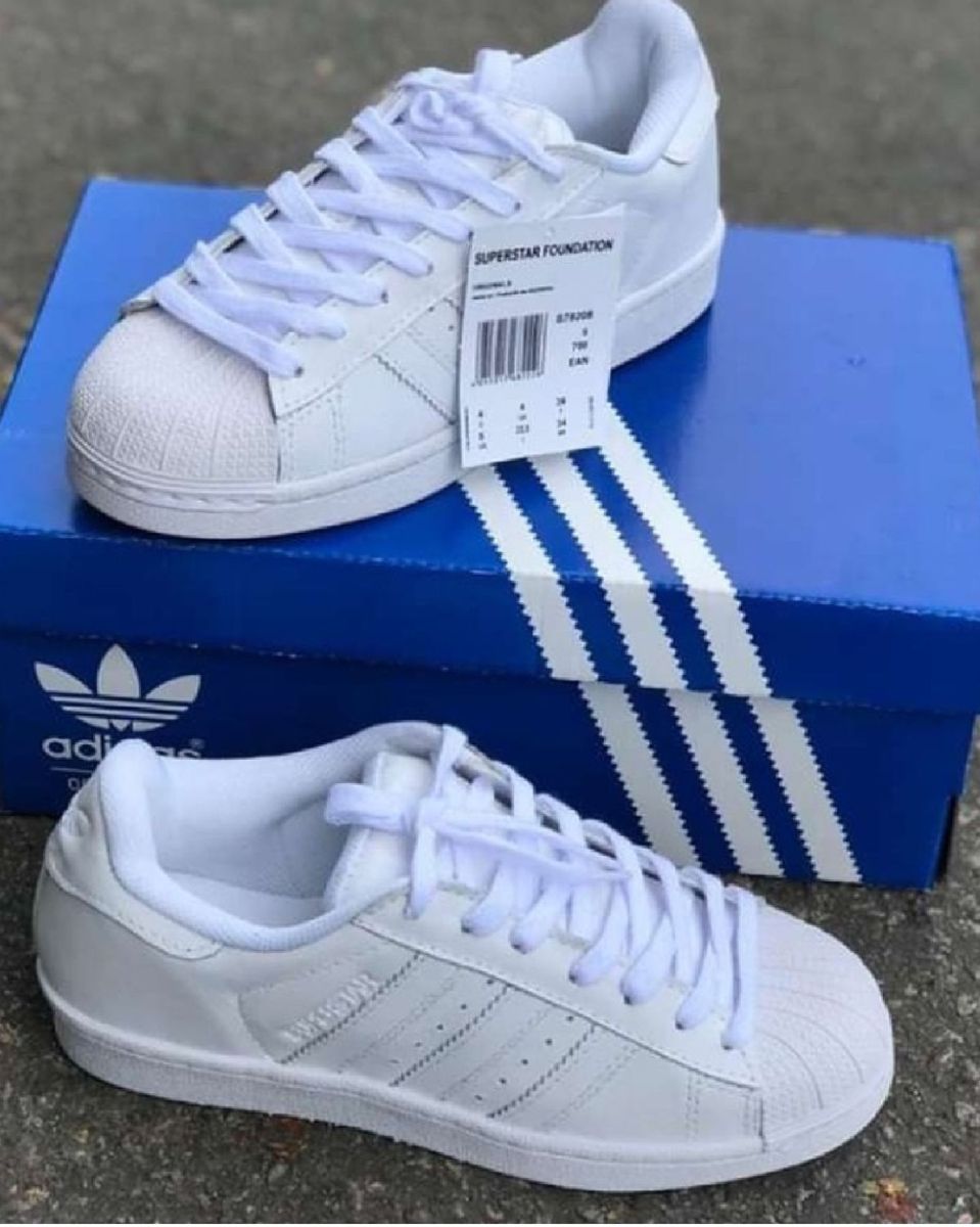 sapatênis adidas