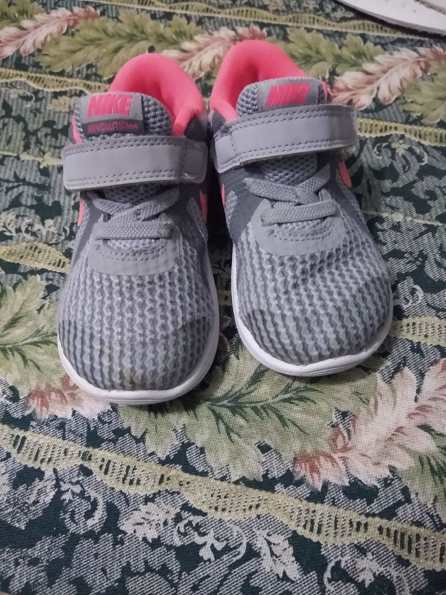 tenis nike infantil 23