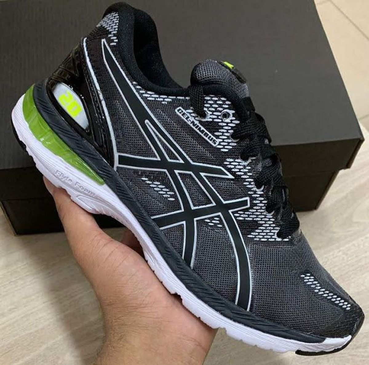 asics nimbus 20 cinza