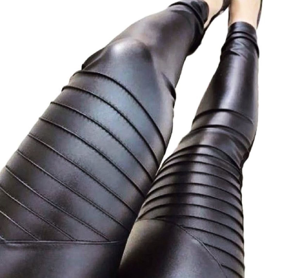 legging preta tipo couro