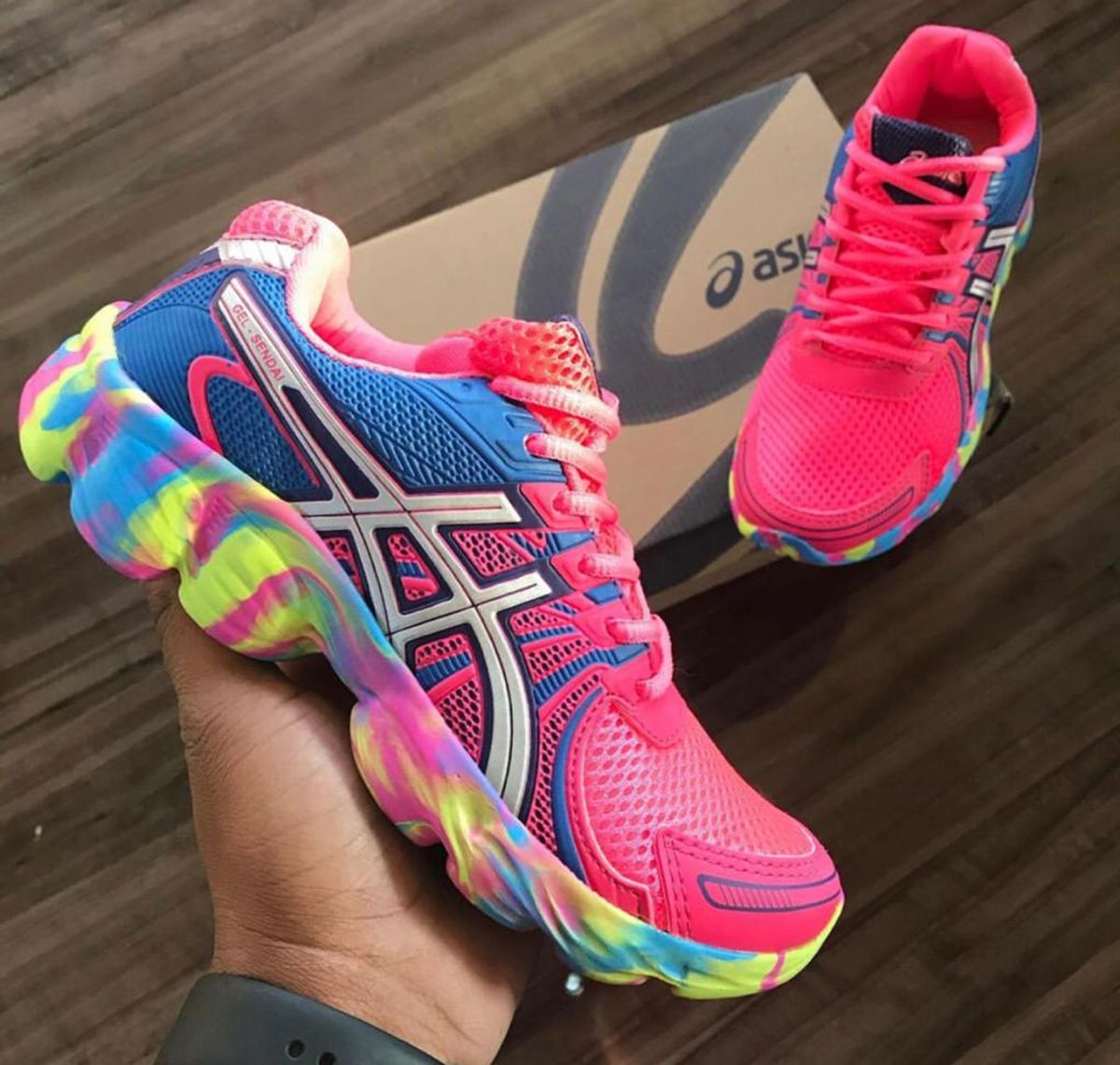 tenis asics feminino 35