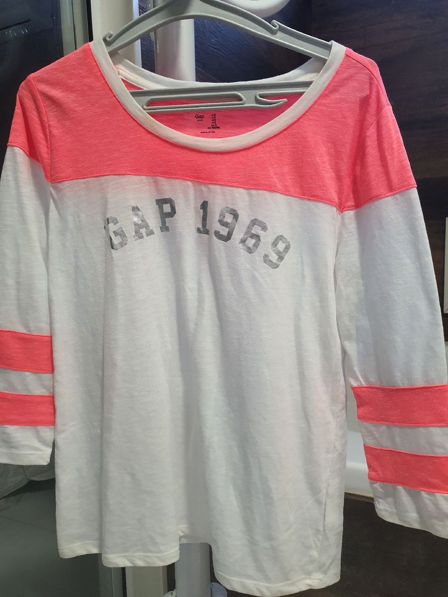 camiseta da gap feminina