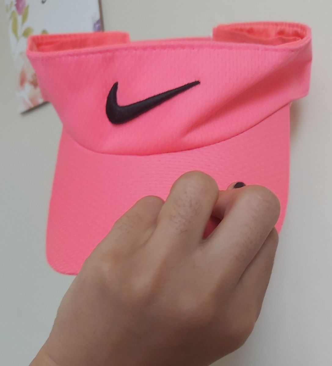 viseira rosa nike