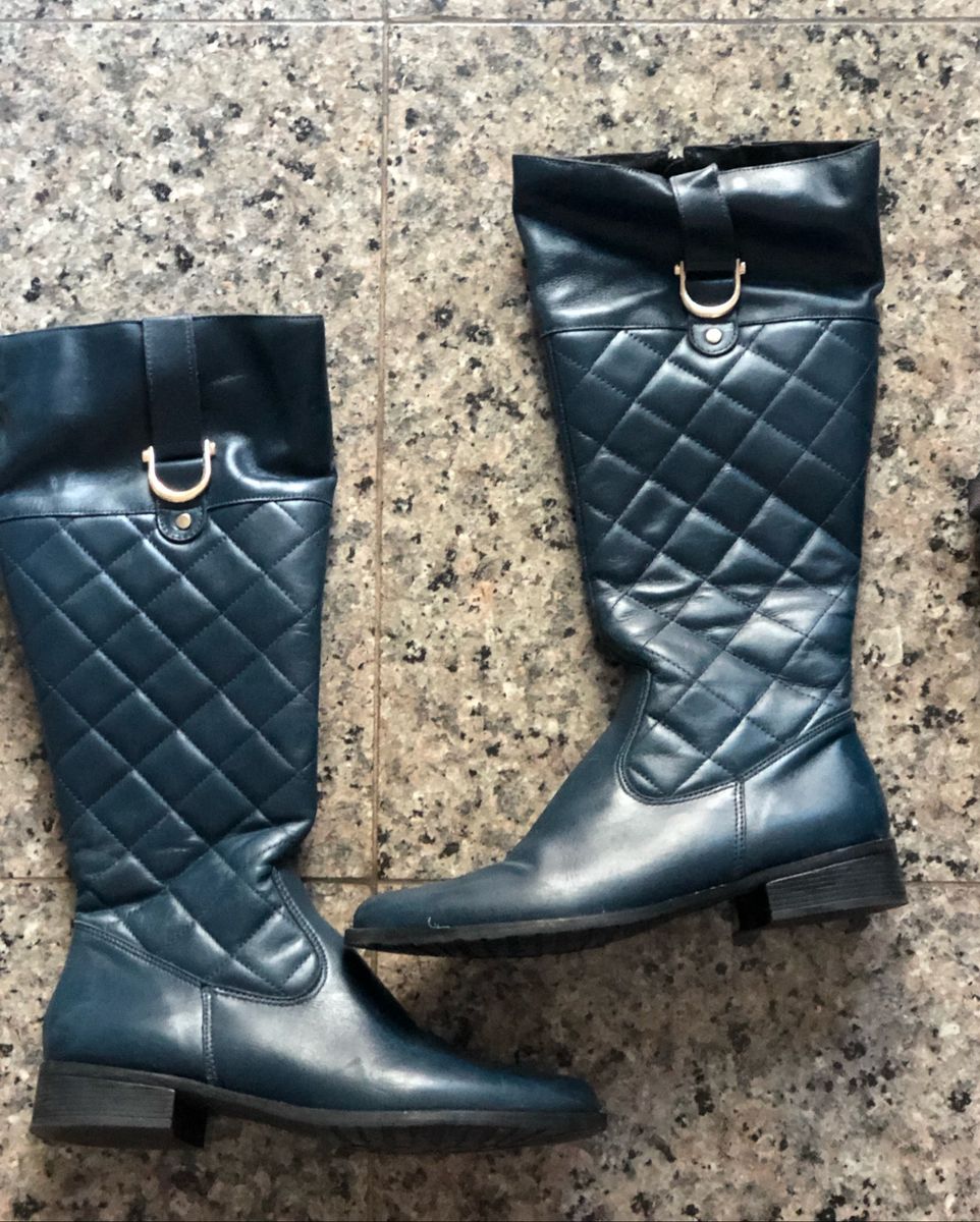 bota cano curto stiletto