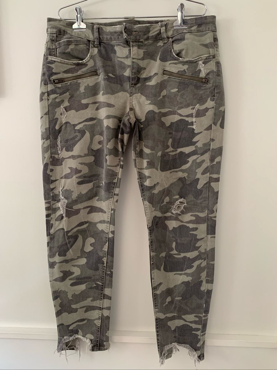 calça feminina camuflada zara