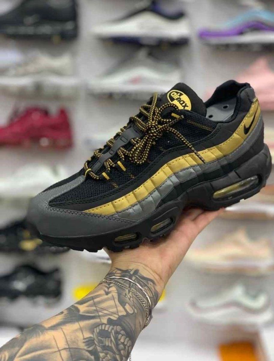 nike air max 95 dourado