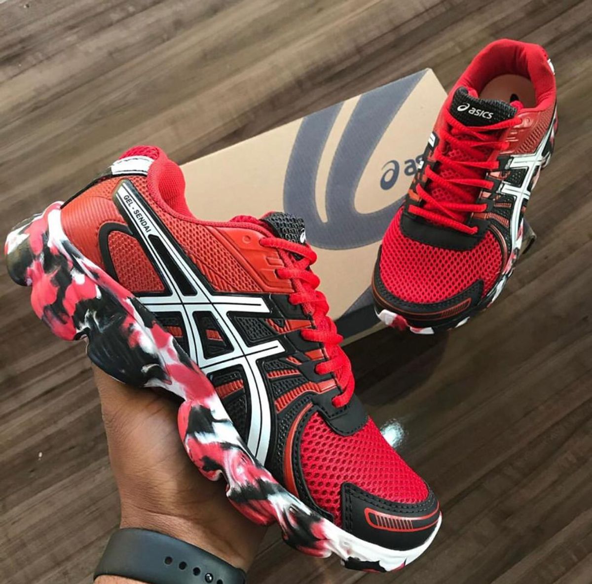 tenis asics masculino 43