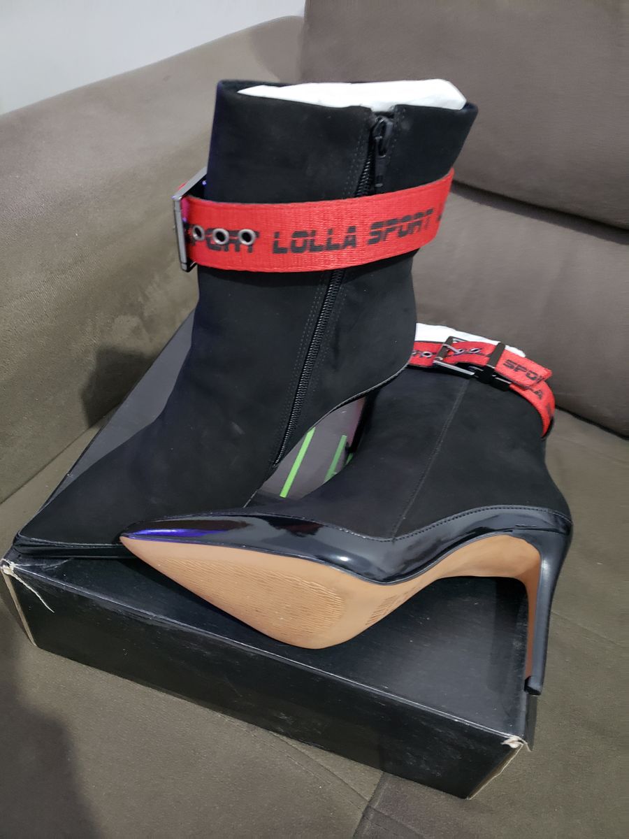 bota vermelha santa lolla