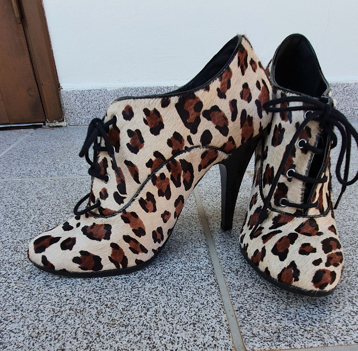 bota animal print via marte