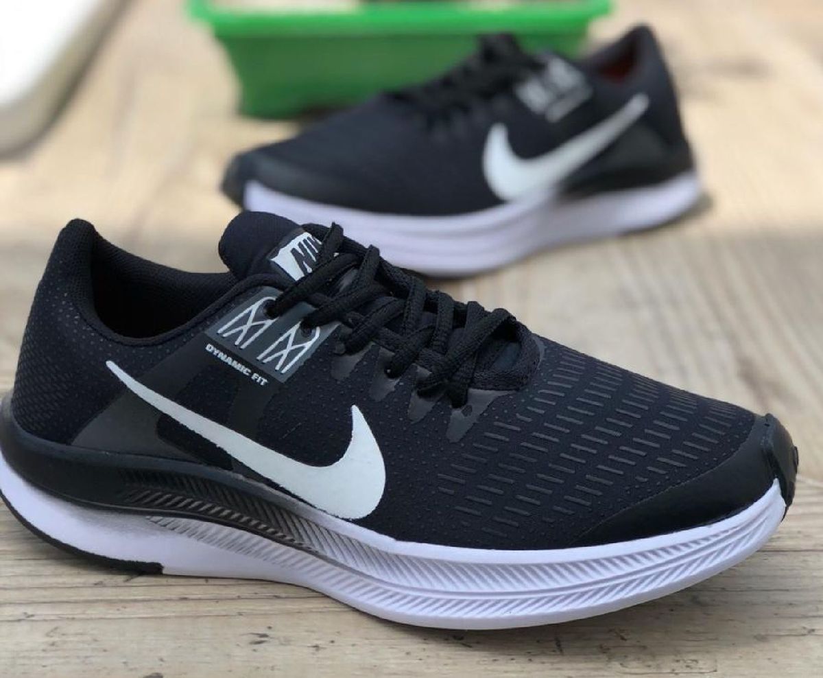 tenis nike dynamic fit