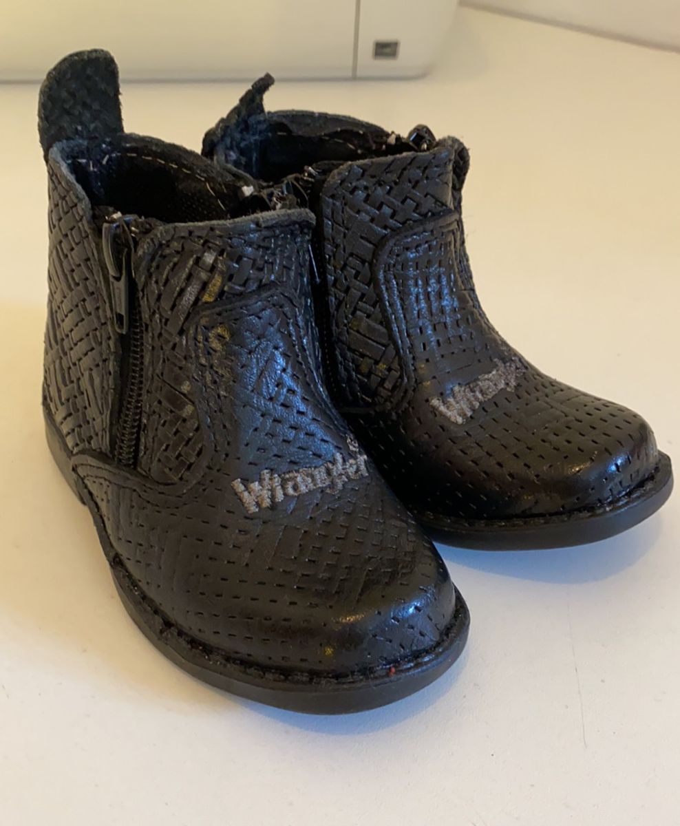 bota wrangler infantil