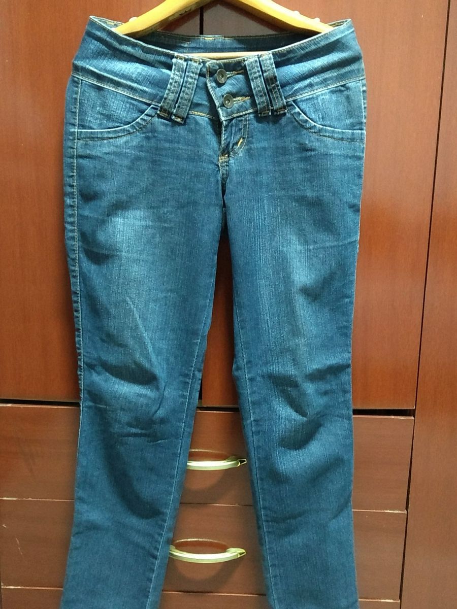 calça jeans feminina usada