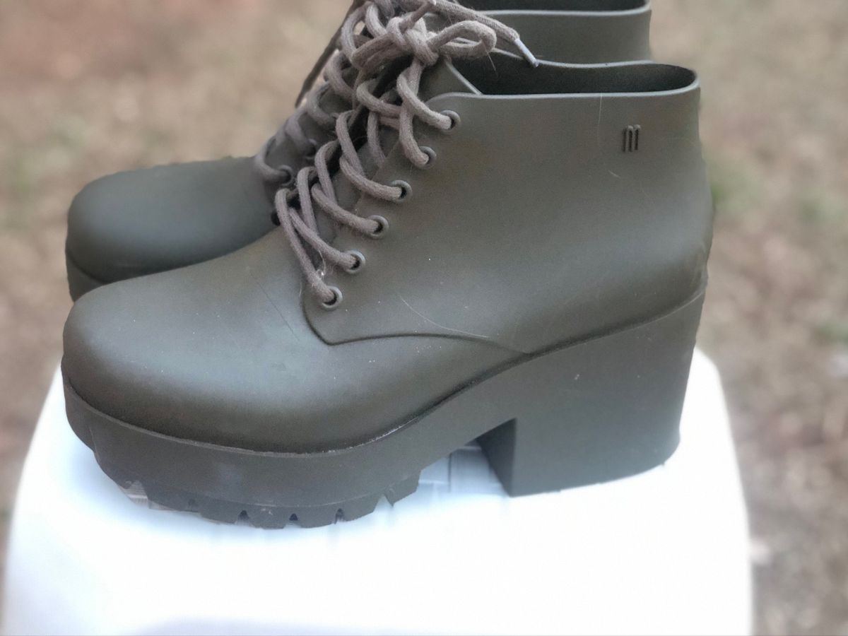 bota coturno melissa