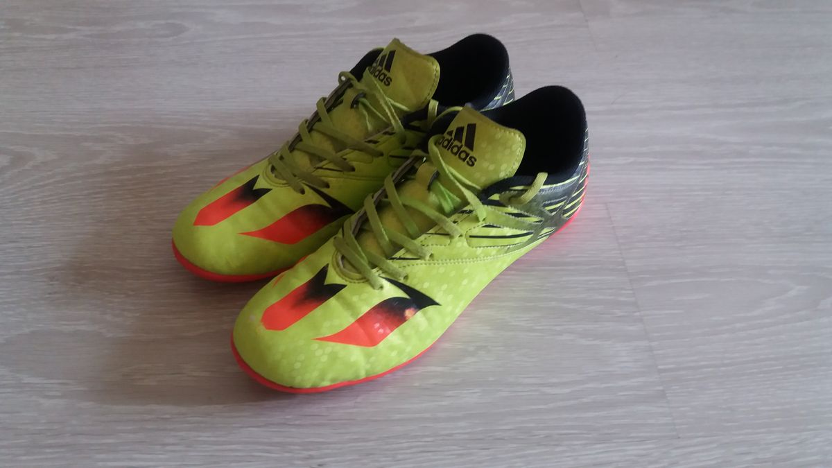 chuteira adidas futsal verde limão