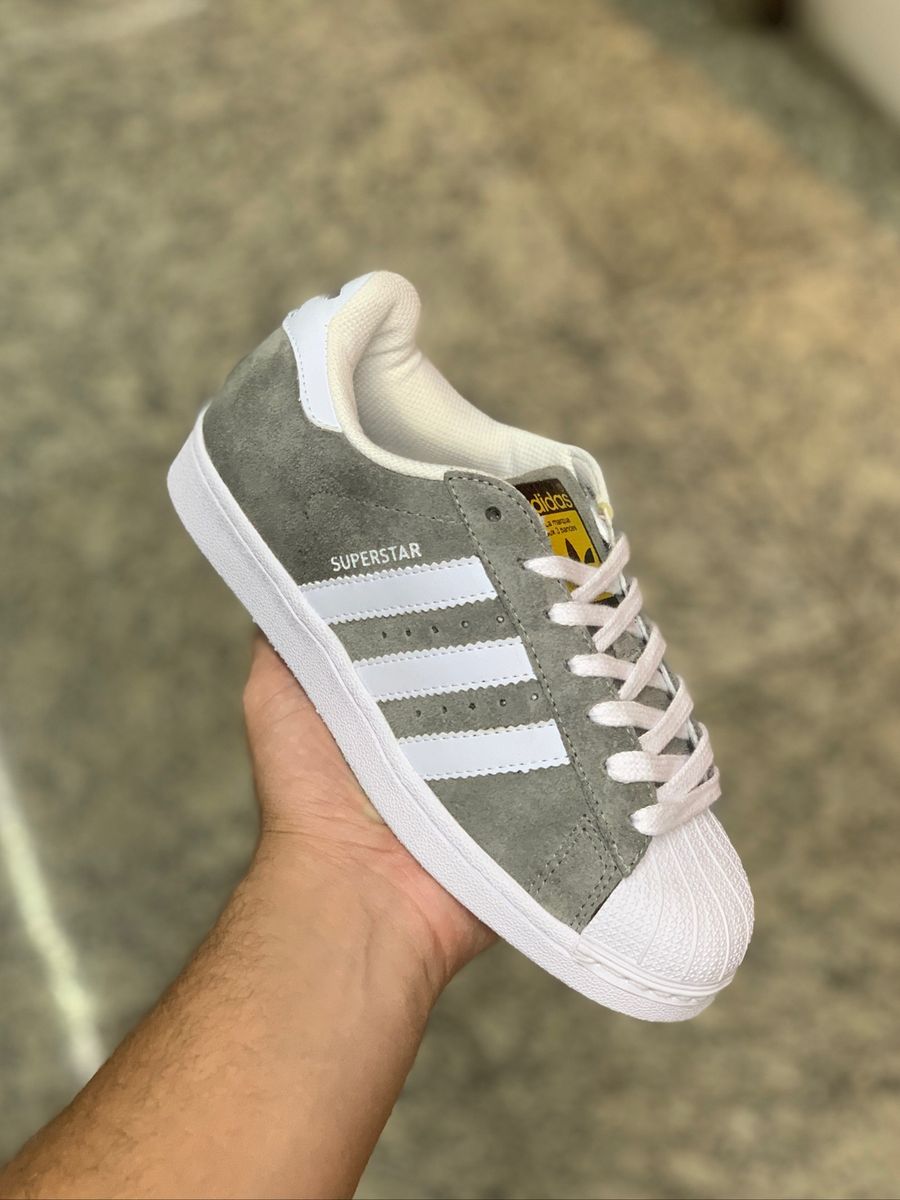 adidas superstar cinza camurça