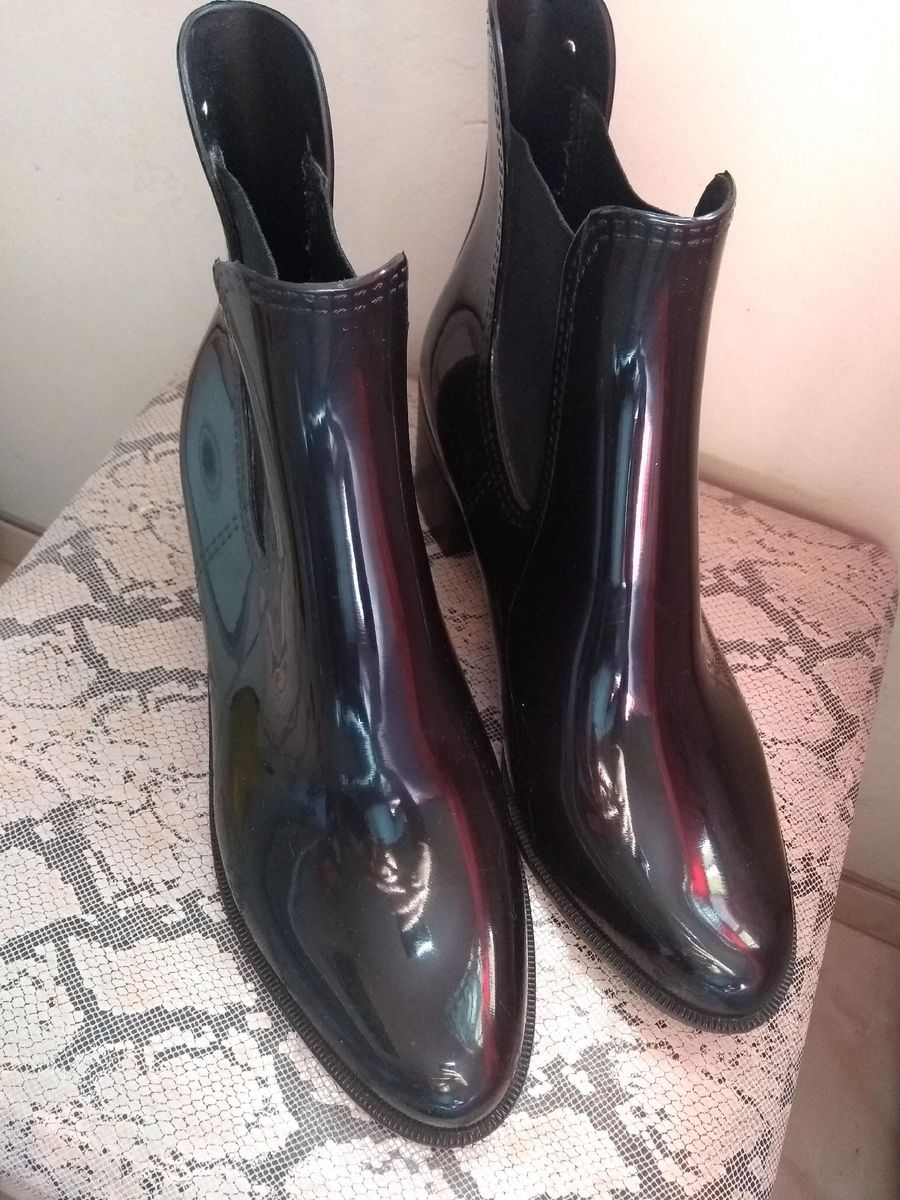 bota melissa cano curto