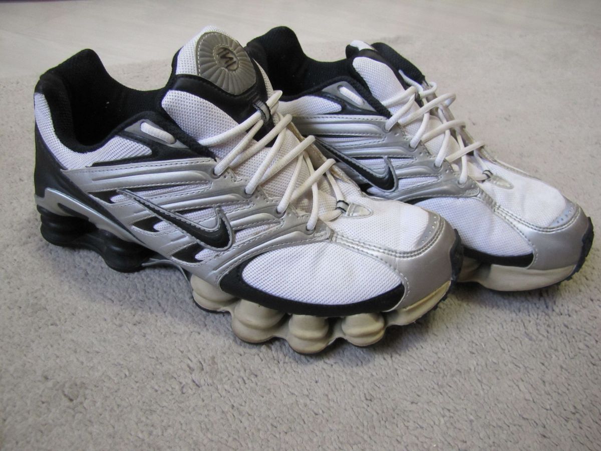 انفصال انا اريد مواد nike shox tl 2 