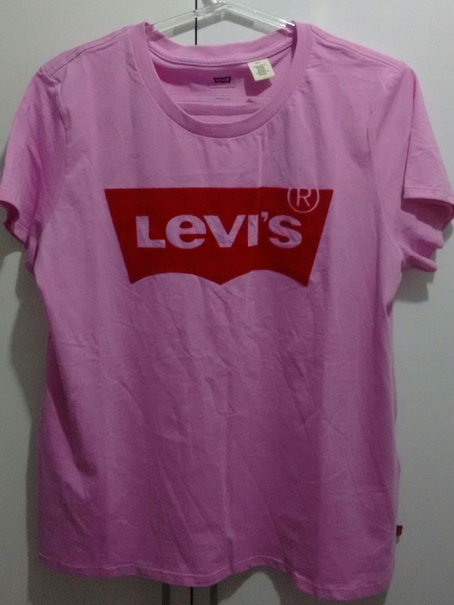 levis camiseta rosa