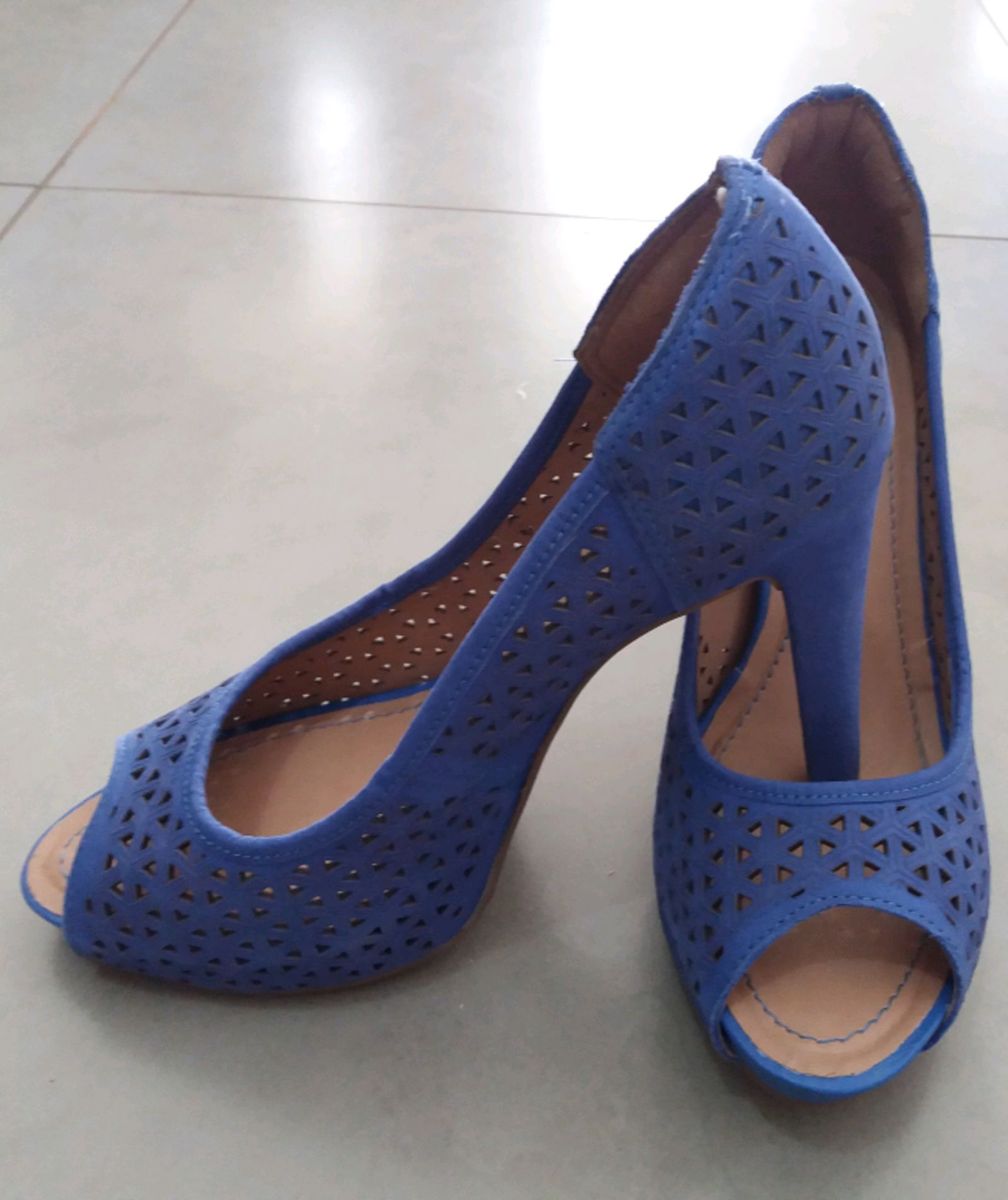sapato azul