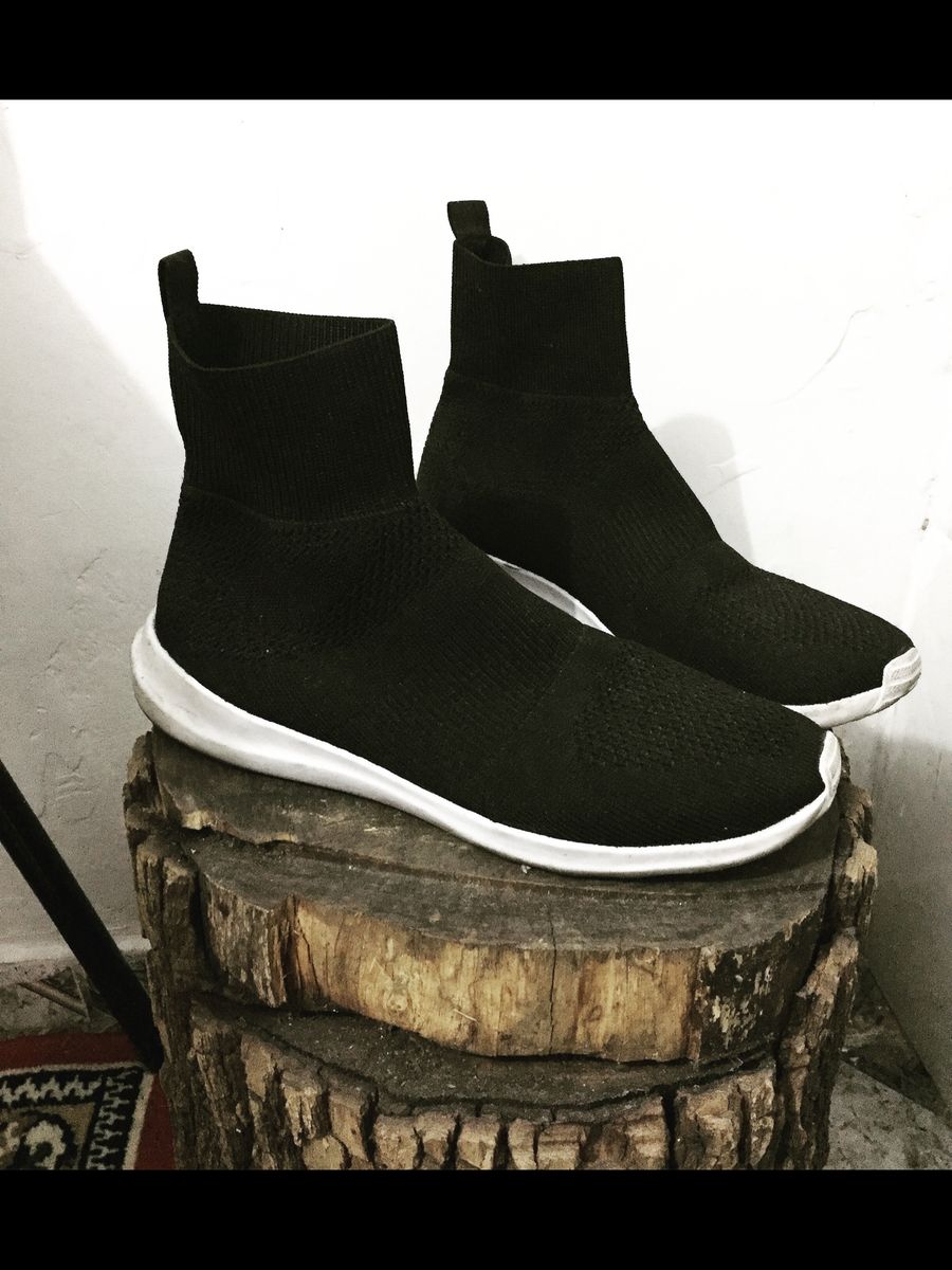 tenis preto masculino riachuelo