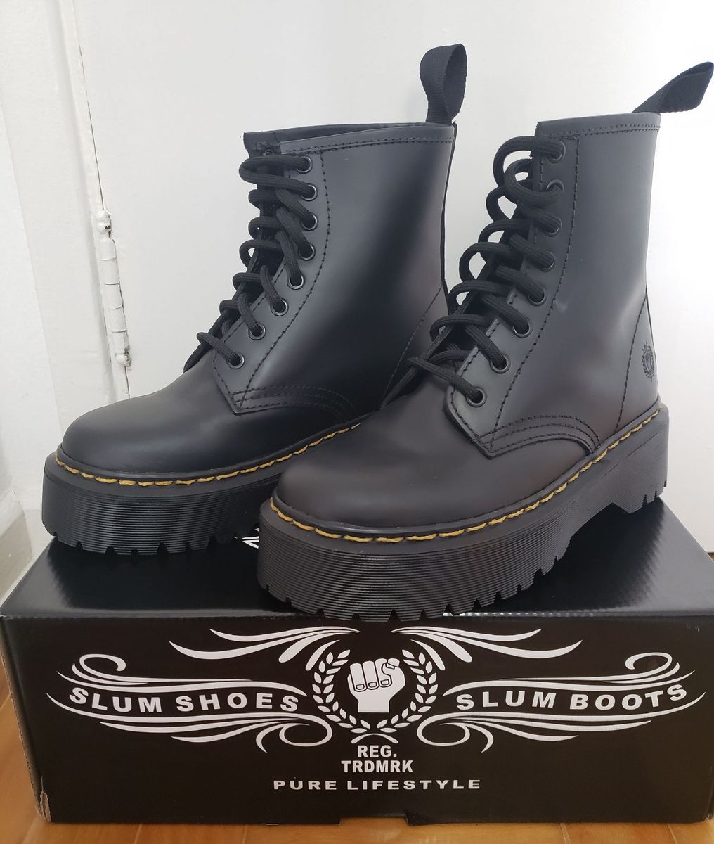 coturno feminino doc martens