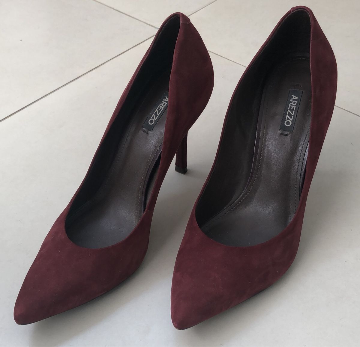 scarpin vinho arezzo