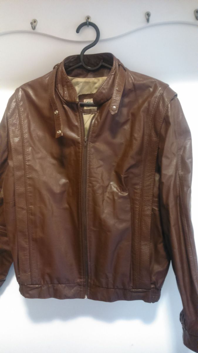 jaqueta de couro masculina usada