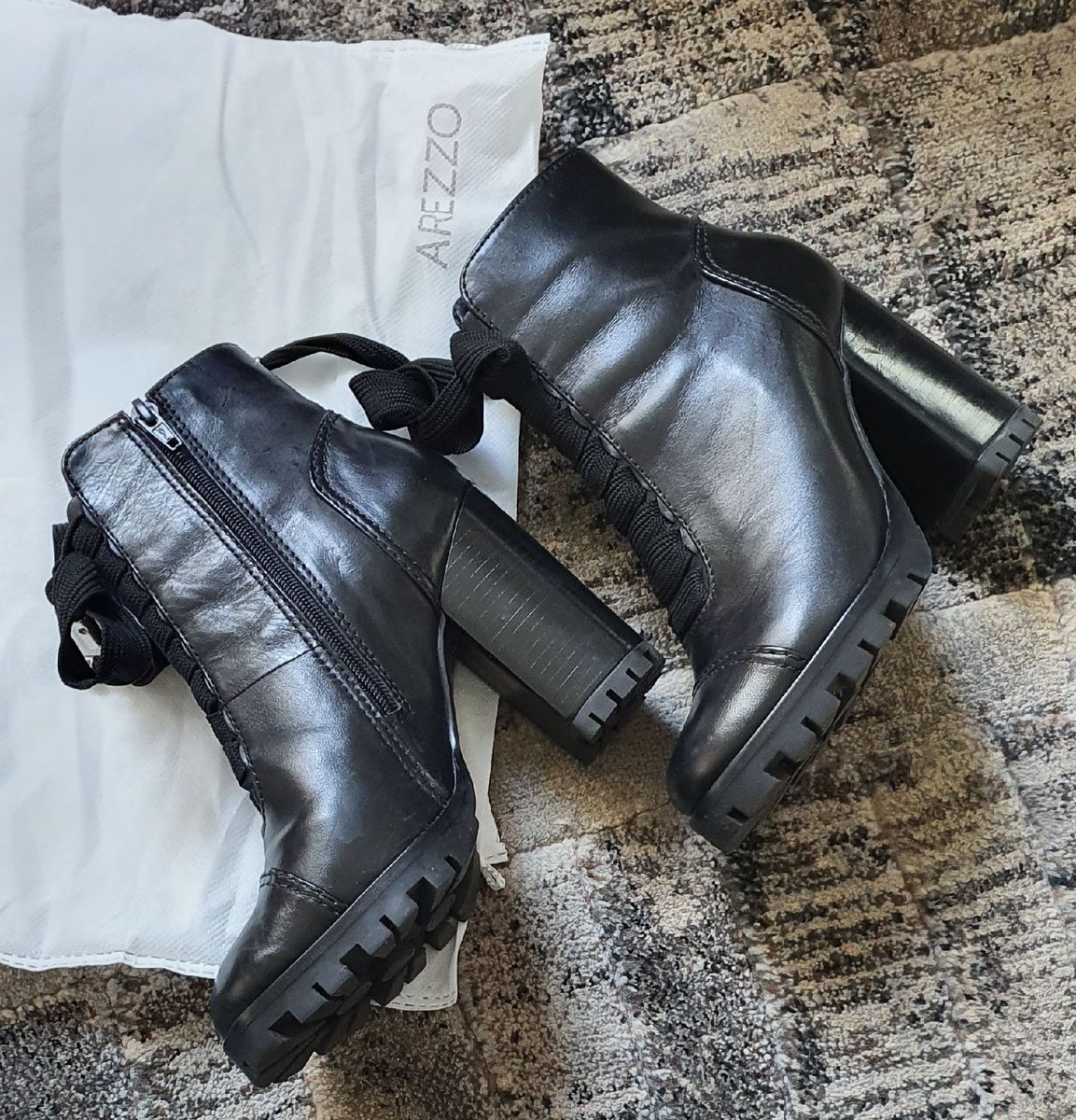 coturno preto feminino arezzo