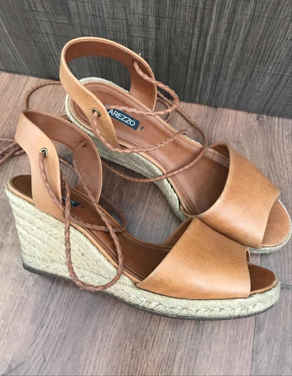 sandalias femininas arezzo