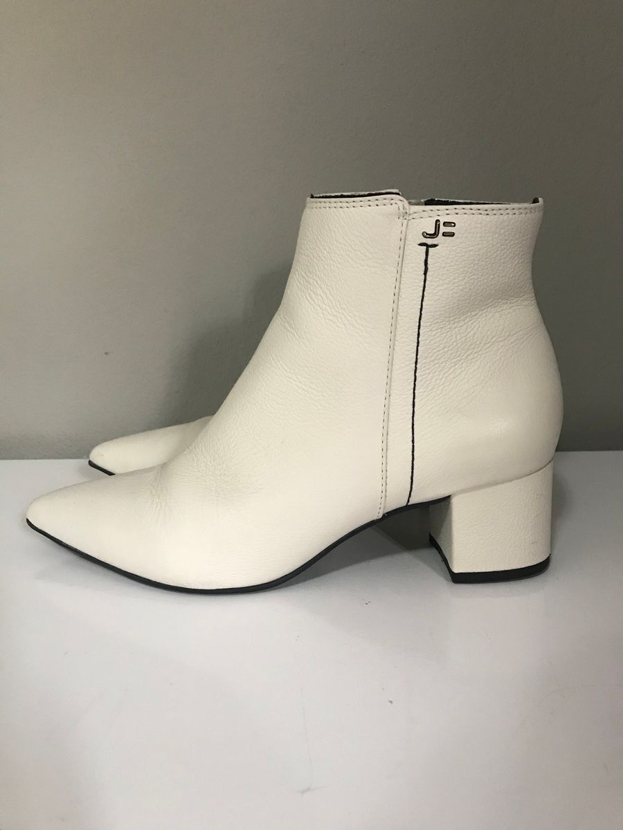 bota jorge bischoff branca