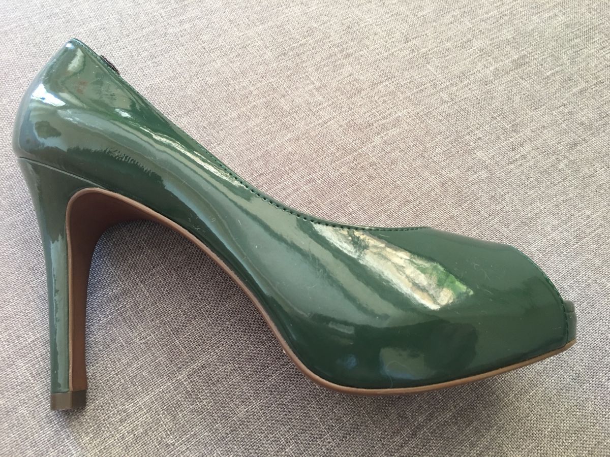 scarpin verde arezzo