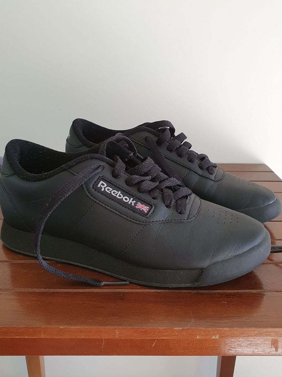 tenis reebok preto de couro