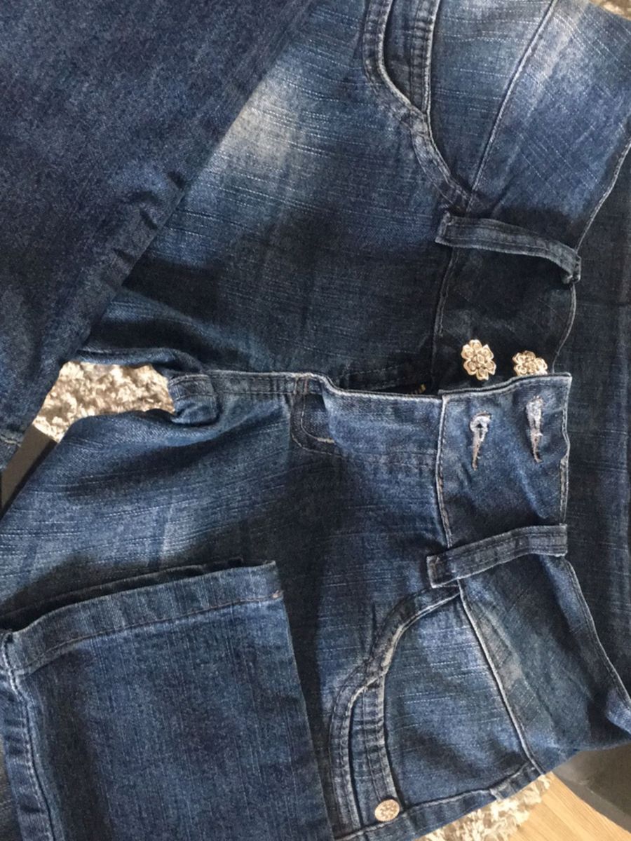 calça jeans perfeita no corpo