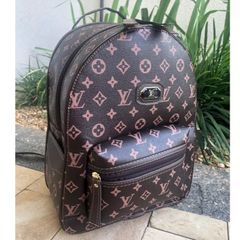 Mini Mochila Louis Vuitton Premium Nova em Couro Ecológico Resistente |  Mochila Feminina Louis Vuitton Nunca Usado 86788192 | enjoei