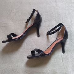 sandálias vila rosa