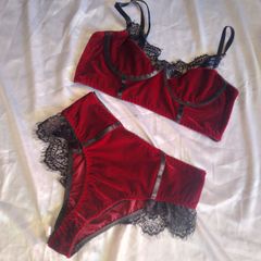 Lingerie Feminina de Natal! Importada Eua! Muito Nova! Super Sexy