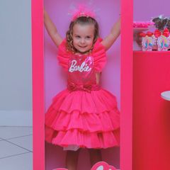 Vestido Plissado Paete Barbie - Desapegos de Roupas quase novas ou nunca  usadas para bebês, crianças e mamães. 617760
