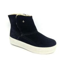 Tenis ugg store cravo e canela