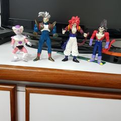 Boneco Gohan Super Sayajin - Masterlise - Dragon Ball Bandai - JP Toys -  Brinquedos e Actions Figures para todas as idades