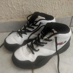 Tenis fila hotsell cano alto preto