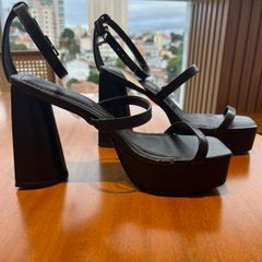 Peep toe santa lolla 2024 meia pata salomé cruzada