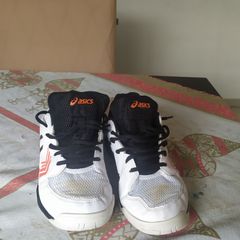 chuteira da asics futsal