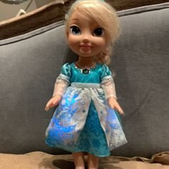 Boneca Frozen 2 Princesa Elsa Canta Vestido Acende Vinil Nfe