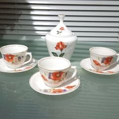 LINDO E ANTIGO JOGO PARA CHÁ E CAFÉ EM PORCELANA POZZANI. - Antiguidades -  Feliz 1053908953