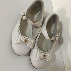 sapato branco para daminha