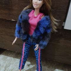 Boneca Barbie Fashionistas 210 Cabelo Castanho Coque Vestido Crochê Óculos  HJT07 Mattel