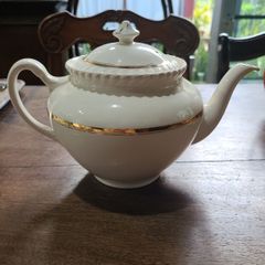 Jogo de Chá Porcelana Inglesa Bule + 6 Xícaras e Pires, Móvel de  Antiquário Johnson-Bros Usado 41263508