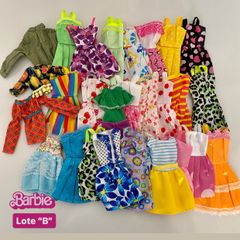 Lote Kit Roupinhas Roupas Filho Filha Barbie Criança Bebê Antiga Antigo  Colecionáveis, Brinquedo Barbie Usado 75011824