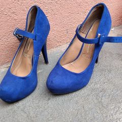 scarpin azul marinho passarela